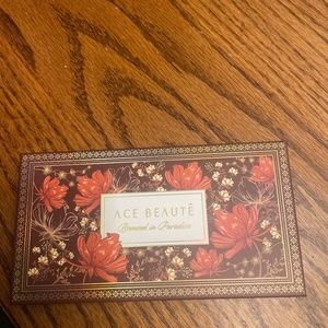 Ace Beautē Bronzed in Paradise